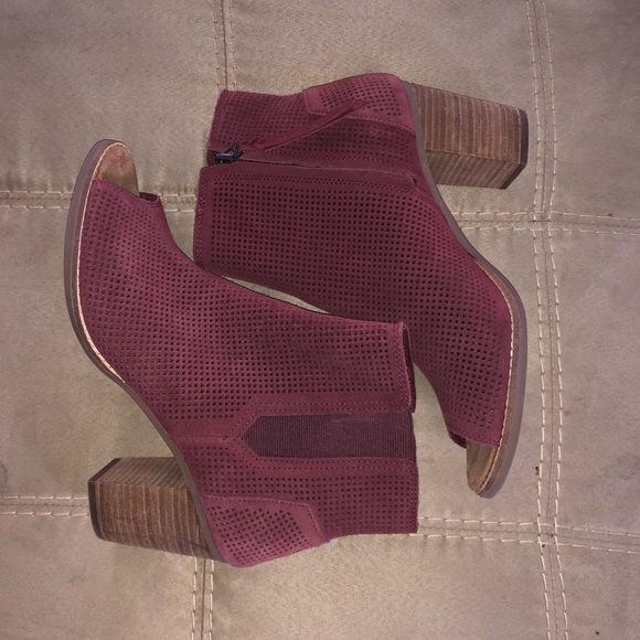 Toms Shoes - Nice shoes